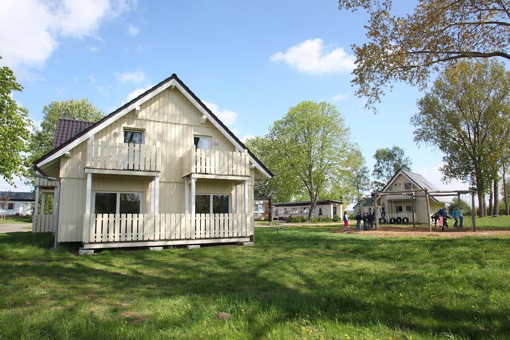 Djh Jugendherberge Stralsund Exterior photo