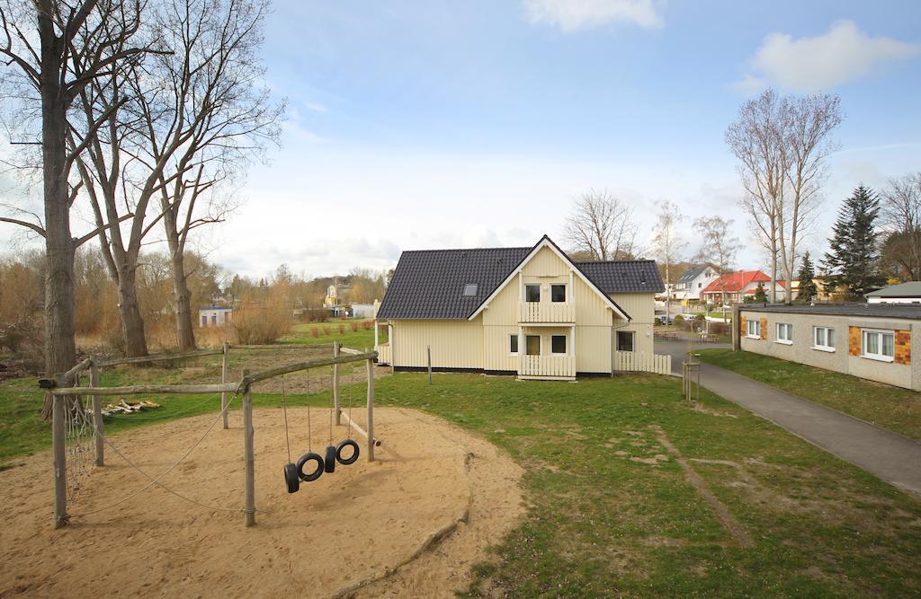 Djh Jugendherberge Stralsund Exterior photo